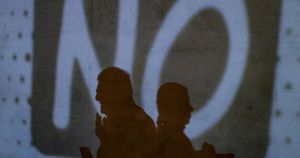 Cercansi artisti per il Sì nel marasma di No che livella la cultura italiana