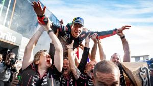 Aprilia, la nazionale delle due ruote: «Bagnaia nel 2027? Prospettiva interessante»