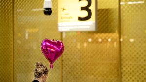 Oorlog in Iran ontregelt luchtvaart: kortste routes niet beschikbaar, marges onder druk