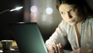 Noen tjener på at mediene blir fienden