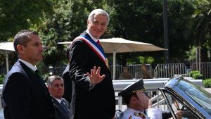 Kersverse Chileense presi­dent begint meteen met bouw van ‘grensschild’ tegen migranten