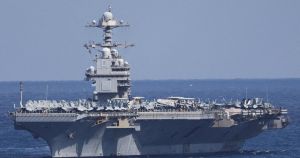 Najveći svjetski nosač zrakoplova pogađa niz problema, mornarima je dosta! 'Plaćaju cijenu Trumpovih odluka'
