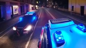Folle inseguimento a Borgo Veneto, 62enne sperona i carabinieri: arrestato