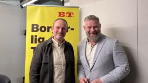 Hijab-plakater og ‘halalhippier’: Hvor langt kan du gå, Lidegaard? – Nyt afsnit af Borgerlig Tabloid