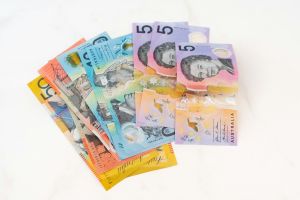 Australian Dollar Steady Near 0.71 Amid RBA Rate Hike Aftermath and Hawkish Outlook