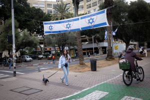 Despite war, Israel ranks 8th in global happiness survey, same as last year