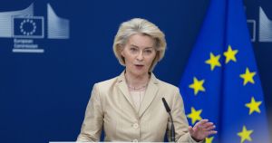 Un colpo dell'Ue contro gli auto dazi