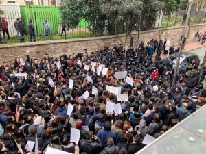 1 Mayıs’a giderken 19 Mart’ı anımsamak: Aştıklarımız, ayrıştıklarımız, aşacaklarımız…