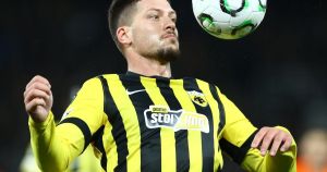 Το δικαίωμα στα όνειρα δεν απαγορεύεται, όμως η επιμονή στην αφέλεια τα σκοτώνει Το δικαίωμα στα όνειρα δεν απαγορεύεται, όμως η επιμονή στην αφέλεια τα σκοτώνει