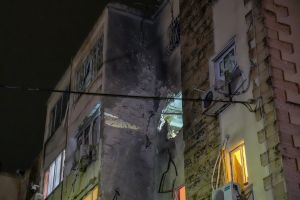 4 hurt as Hezbollah rocket hits Kiryat Shmona; Iran missile fragment hits Haifa oil refinery