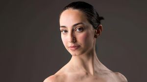 Elena, la stella che danza. Sogno da Pisa a Broadway