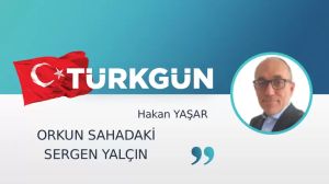 Orkun sahadaki Sergen Yalçın