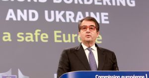 Il silenzio quirinalizio di Raffaele Fitto detto Raffaele “Zitto”