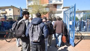 Bagni devastati, scritte e porte rotte: studenti vandali all’Itis Galilei di Conegliano