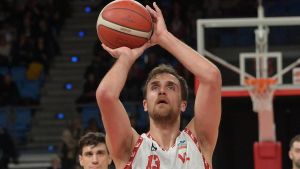 Tegola sulla Vuelle, De Laurentiis infortunato. Il lungo abruzzese salta il match con Mestre