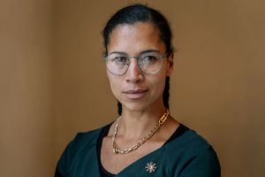 Nina Palesa Bonde revser DF-forslag: Lad være med selv at være antidemokratiske