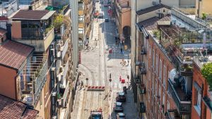 Com’è via San Felice dopo il cantiere del tram, Lepore: “Ora una festa per questa strada”