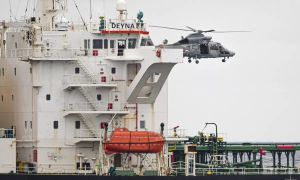 Francija v Sredozemlju prestregla še en naftni tanker iz Rusije