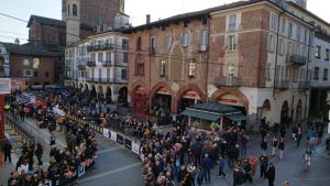 Festa in piazza a Pavia per la Milano - Sanremo