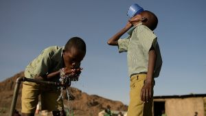 Organisationer: Valgkampen er fyldt med myter om udviklingsbistand