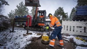 Tekniikka | Lukijalta: Liittymien hinnoittelua rajoittaa aidosti vain vapaa kilpailu valokuidussa