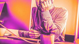 The ‘Silent Middle’: The Burnout Crisis Quietly Spreading Through Organizations