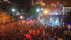 Onca tozun dumanın içinde… Saraçhane’den ne çıktı?