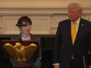 La premier giapponese Takaichi fa gli auguri a Barron, il figlio di Trump, per il suo compleanno