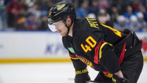 Canucks put forth another woeful effort on home ice