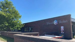 Elev gik amok på skole: Lærere fik brækket knogler og fingre slået af led