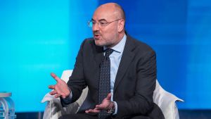 I riflessi sulla politica. Orsina: “Sì o No? Le leader non cadranno”