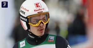 Er ging voran, indem er nicht sprang