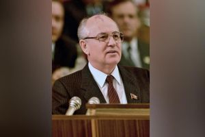 Историк Спицын: «Горбачев боялся получить пулю в лоб за то, что уже натворил»