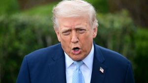 Trump: ICE-Beamte am Montag an Flughäfen im Einsatz