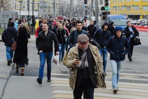 Россию раскачивают по запрещенным брошюрам: борьба с реальностью в новостях недели