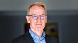 Hans er bekymret: Landets største privatskole lukker afdeling og skærer i 10. kl...