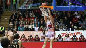 La Reyer al terzo successo di fila: battuta anche Trieste