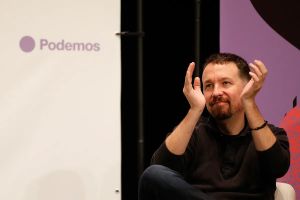 Pablo y Greta llevan a Cuba la luz de la revolución