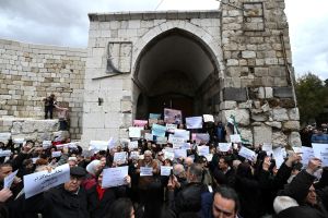 Syrians rally against new law restricting sale of alcohol in Damascus