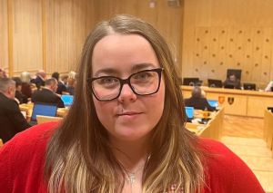 «Elevene i Troms fortjener politikere som bygger opp skolen, ikke bygger den ned»