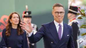 Waar haalt de Finse president zijn optimisme over Oekraïne vandaan? ‘Van deze steun kon Finland alleen maar dromen’