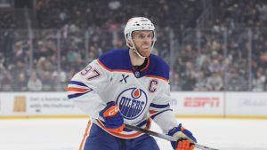 What McDavid's praise for Cooper means for Knoblauch, Oilers