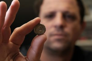 Ancient coins from Hasmonean kingdoms, Jewish revolts seized after suspected smuggling