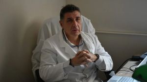 Klinički centar mora ponovo da plati kaznu, jer i dalje odbija da vrati doktora Dugalića na posao