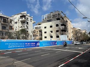 The Forever Elegance of Simplicity