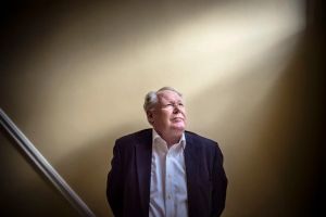 Han var med til at etablere Center for Cybersikkerhed. Nu kommer han med en advarsel: Overvågningsstaten vokser i stilhed