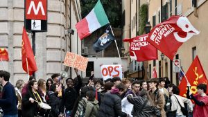 Come hanno votato le grandi città: quella curva quasi perfetta che ha trainato il No