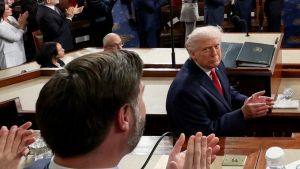 Fransk forfatter: De højrenationale har kopieret venstrefløjens offermentalitet