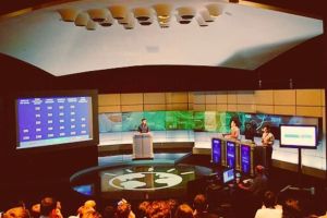 One seemingly simple question stumped all three Final Jeopardy contestants in 1984