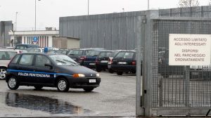 Detenuto sfregiato con una lametta, tensione alla Spezia: “Situazione ormai fuori controllo”